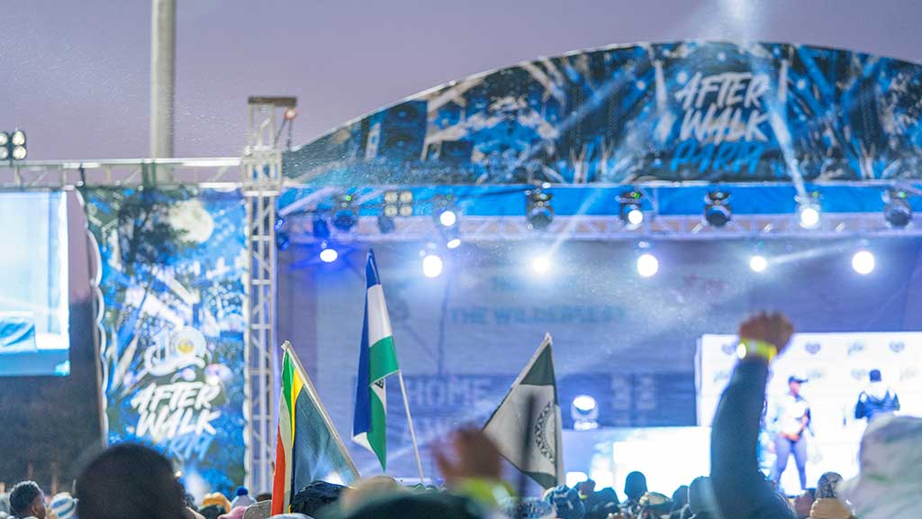 mcm_joins_thousands_in_celebrating_10_years_of_the_Jwaneng_Desert_Bush_Walk-2.jpg